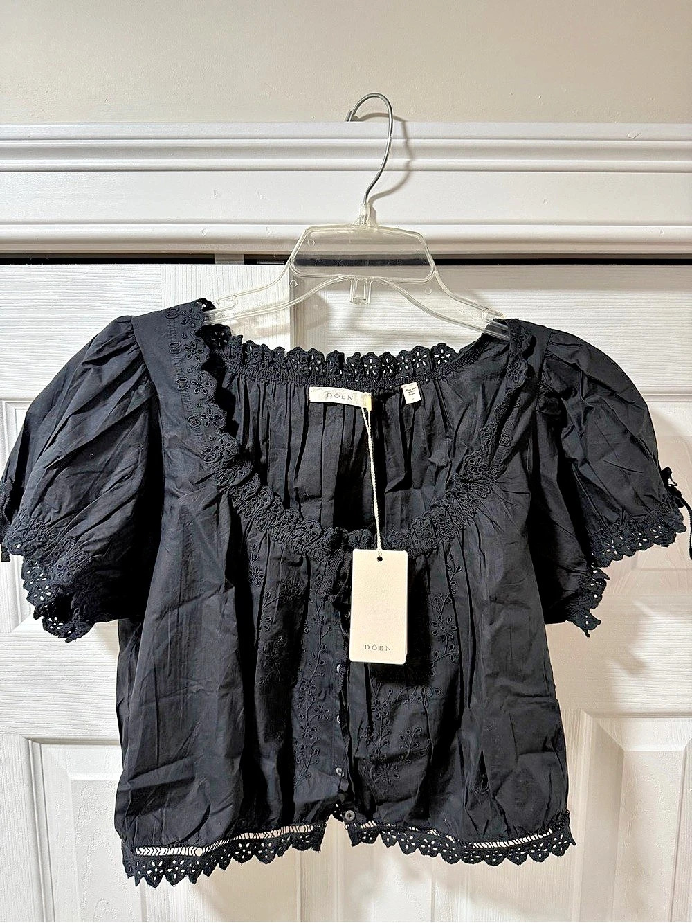 Doen Nera Top Black Embroidered Blouse
